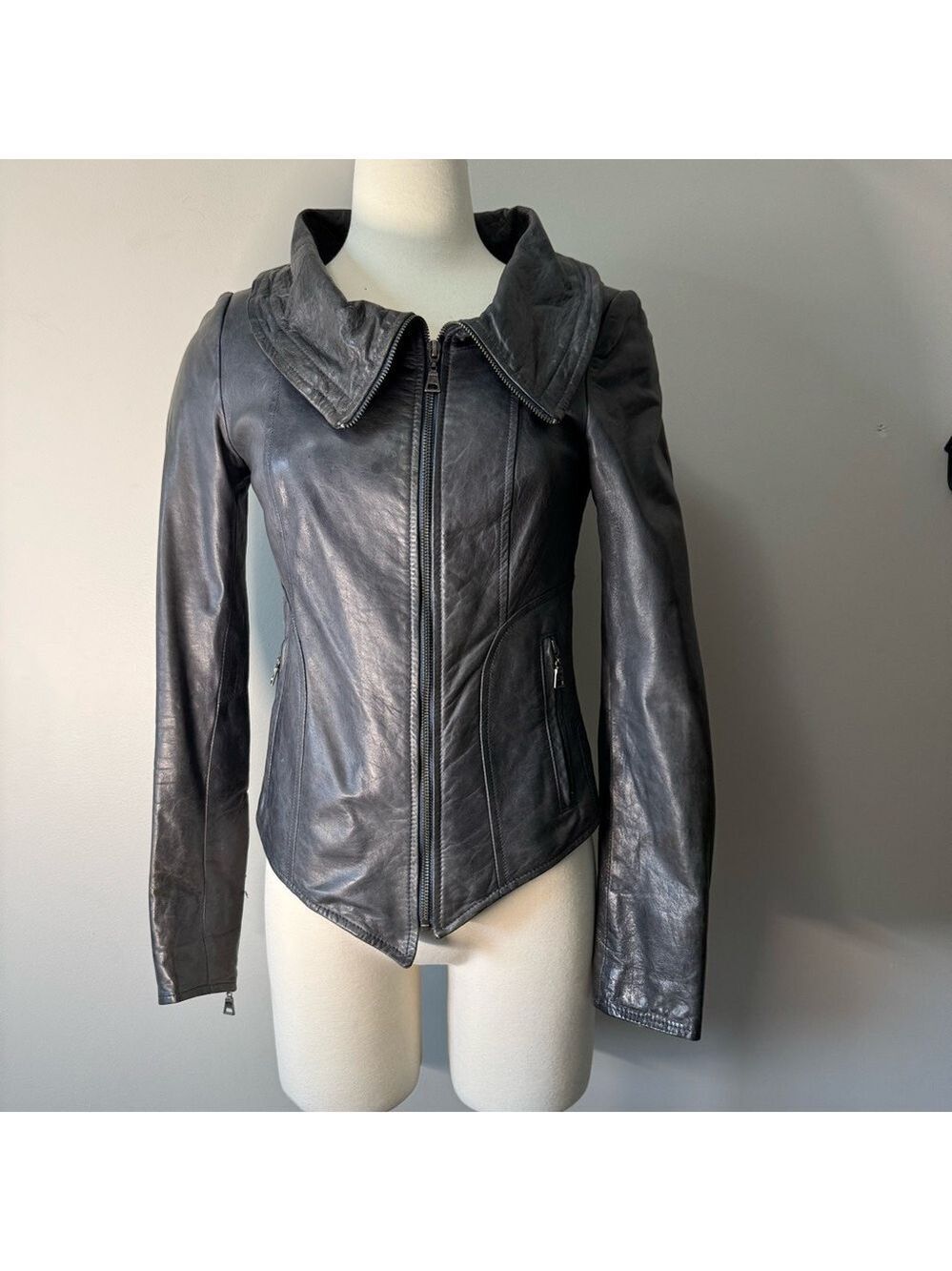 Danier Dark Gray Leather Jacket Fit Small